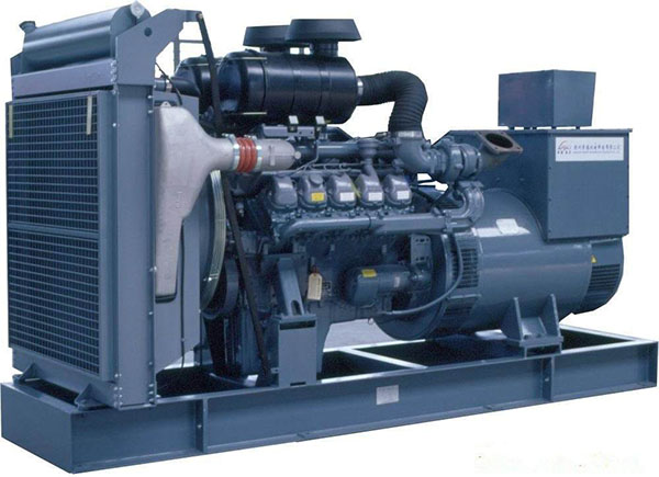 保靖干接点的信号通断时间是如何确定的？